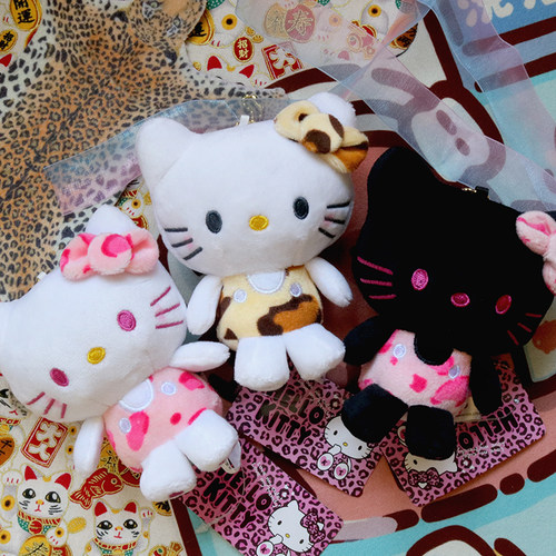 三丽鸥豹纹hellokitty毛绒挂件