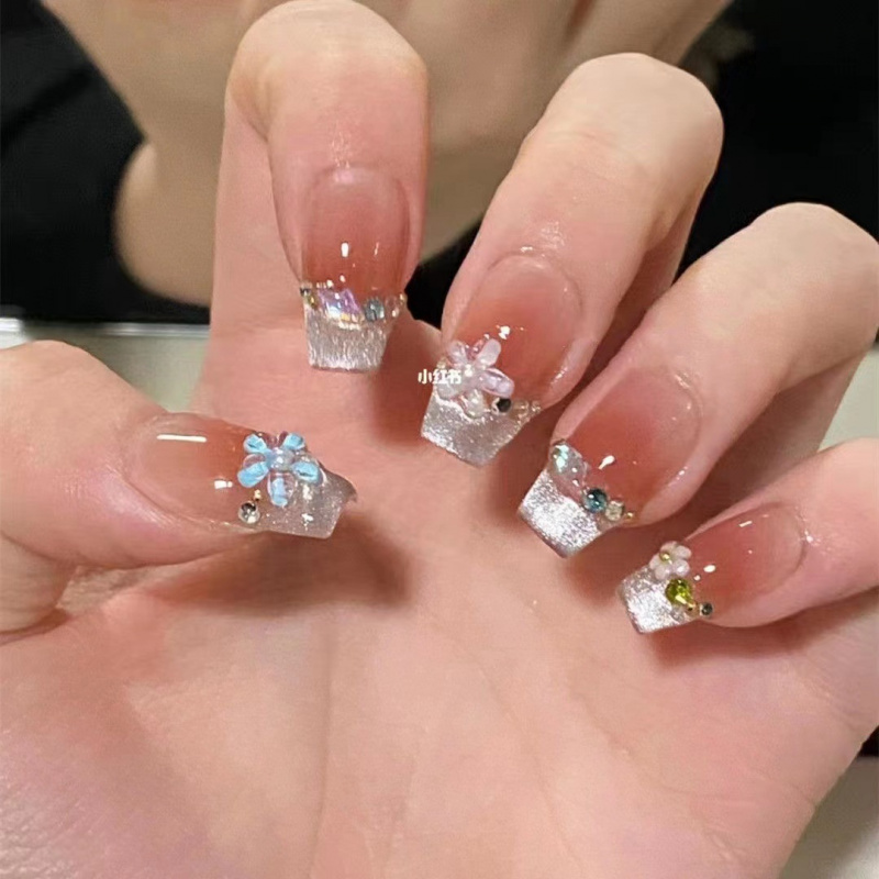 手工假指甲贴片成品五瓣花晶石猫