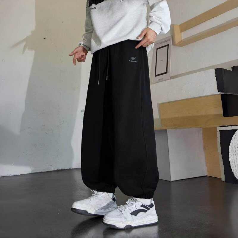 小莫燕子针织休闲时尚束脚卫裤男