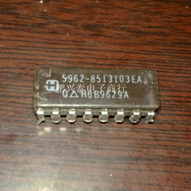 5962-8513103EA  4通道模拟多路复用器 进口双列16直插脚陶瓷封装