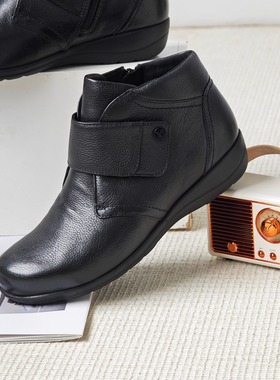 德国CAPRICE凯蝴蝶女鞋2025秋冬新品牛皮保暖厚绒厚底雪地靴26457