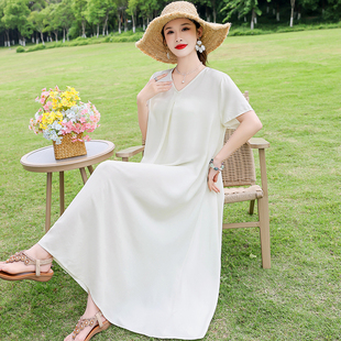 2025初夏穿搭新款轻奢高级棉绸连衣裙漂亮绝美度假沙滩裙收腰显瘦