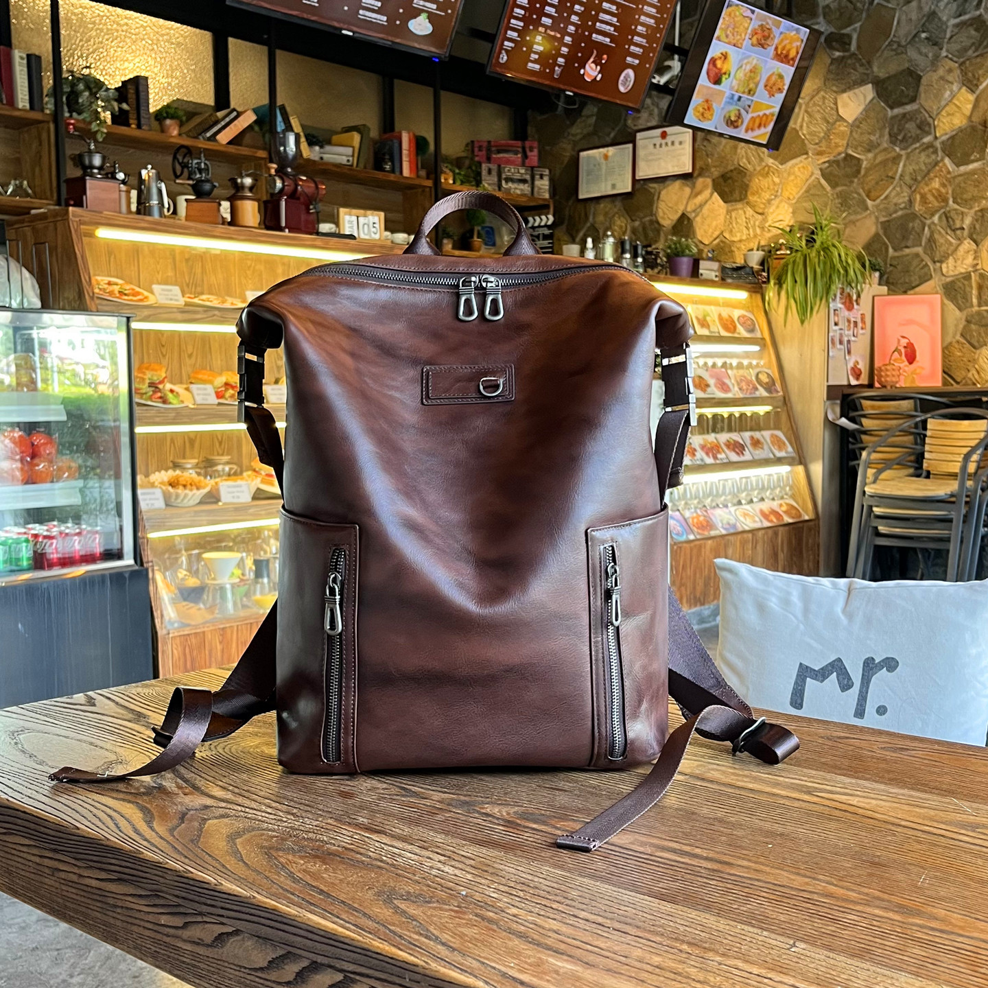 复古树膏植鞣头层牛皮真皮双肩包大容量旅行电脑背包商务休闲通勤