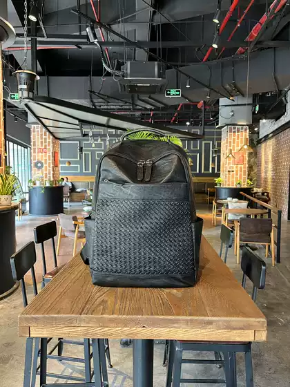 2026 New Style Backpack for Men, Large Capacity Casual Travel Computer Backpack, Woven Fashionable Trendy Short-Distance Luggage Bag