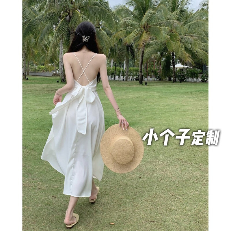150小矮个子性感V领露背吊带连衣裙女夏度假沙滩裙收腰a字中长款