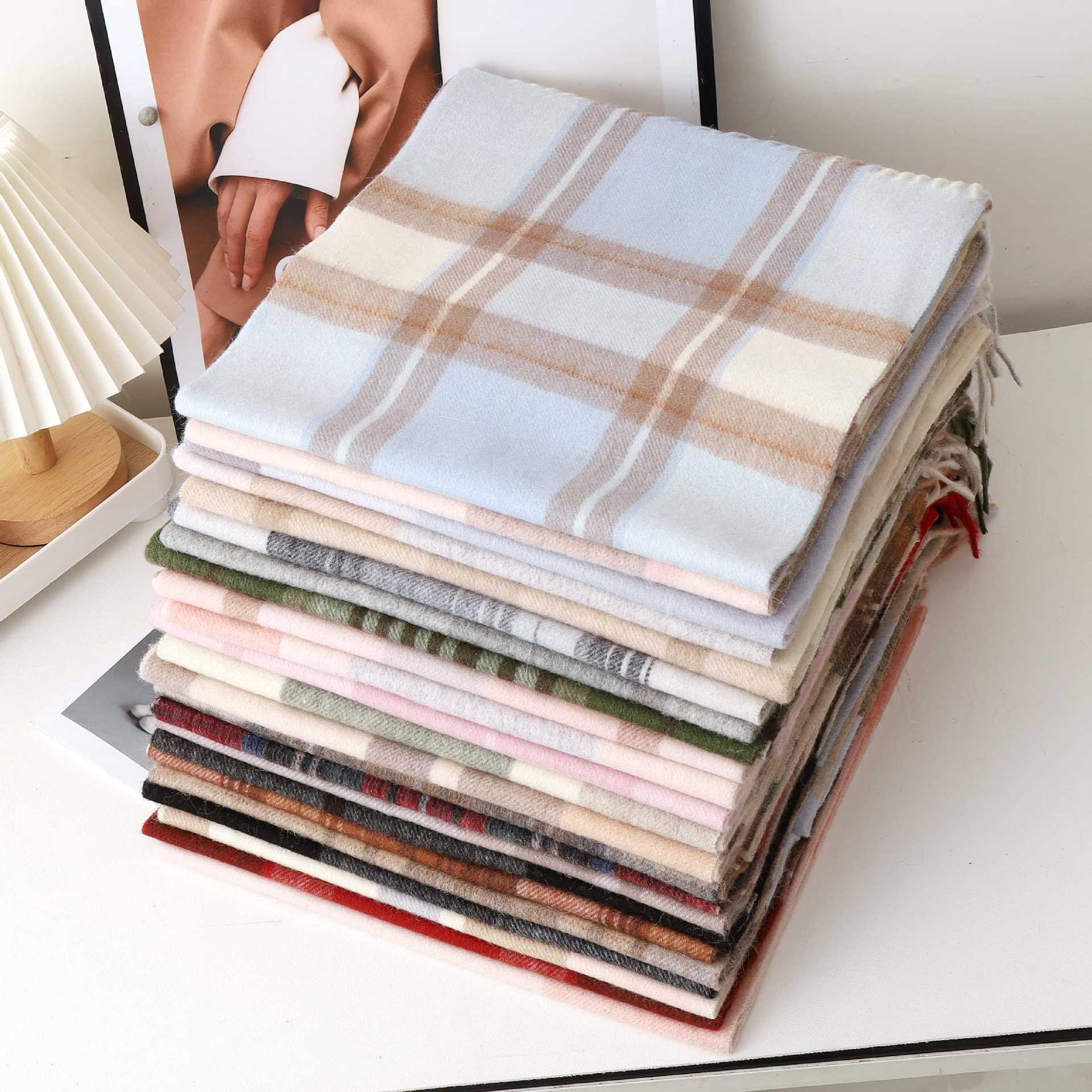 2025新款高品质纯羊毛围巾男女士百搭加厚秋冬款格子拼接保暖围脖