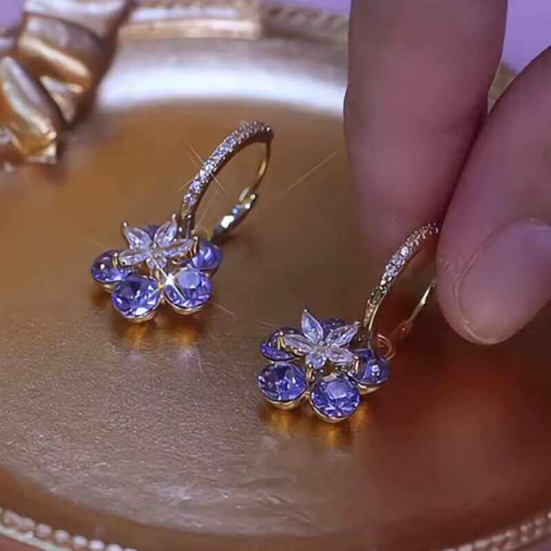 超闪紫色锆石花朵耳环新款耳扣镶钻小众设计轻奢高级感水晶耳饰女