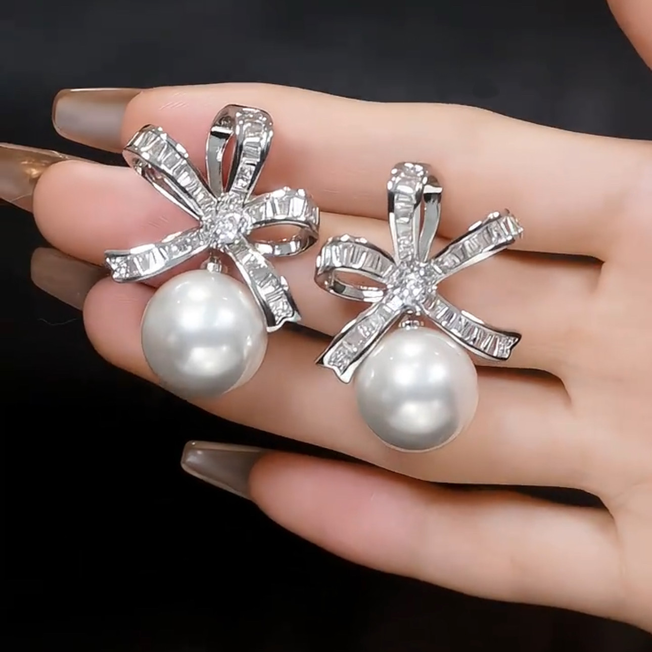 s925银针优雅气质百搭耳饰超闪方形锆石镶嵌高级感蝴蝶结珍珠耳钉,饰品/流行首饰/时尚饰品新,耳钉,淘宝优惠券,粉丝福利购,淘宝优惠卷