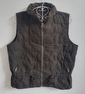 2026秋冬新品小香风复古收腰显瘦咖啡色桃皮绒立领收腰羽绒马甲女