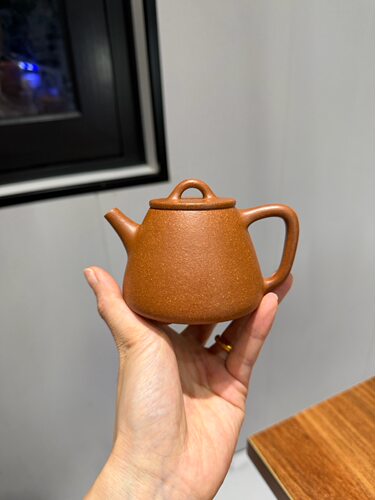 高石瓢冷金黄降坡泥容量180cc全手工制作精品紫砂壶