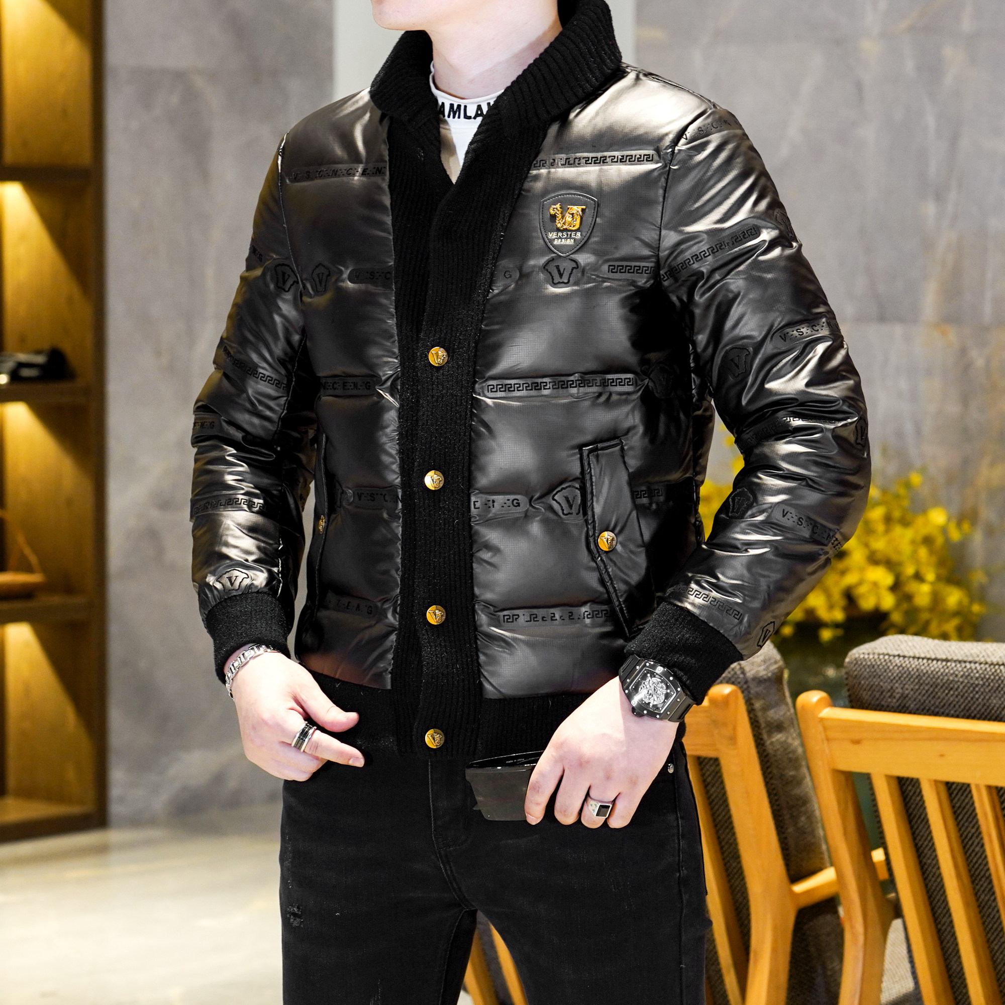 Y9879P2852025高端冬季90%白鸭绒亮面翻领羽绒服真模黑色,男装羽绒服,钱塘6016-1(原3019)
