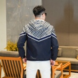 2025年新款印花连帽休闲夹克JK9272P155真模，男装夹克，钱塘6016-1(原3019)