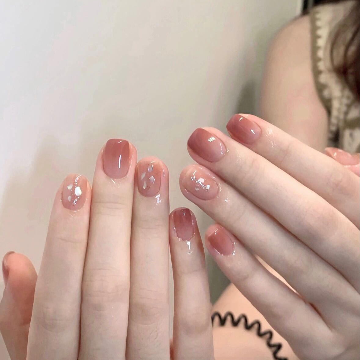 淳贵人手作指甲贴片 2025网红爆款显白美甲成品 可拆光疗穿戴甲片