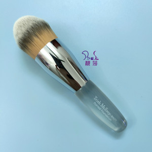 TrishMcEvoy子弹头粉底刷
