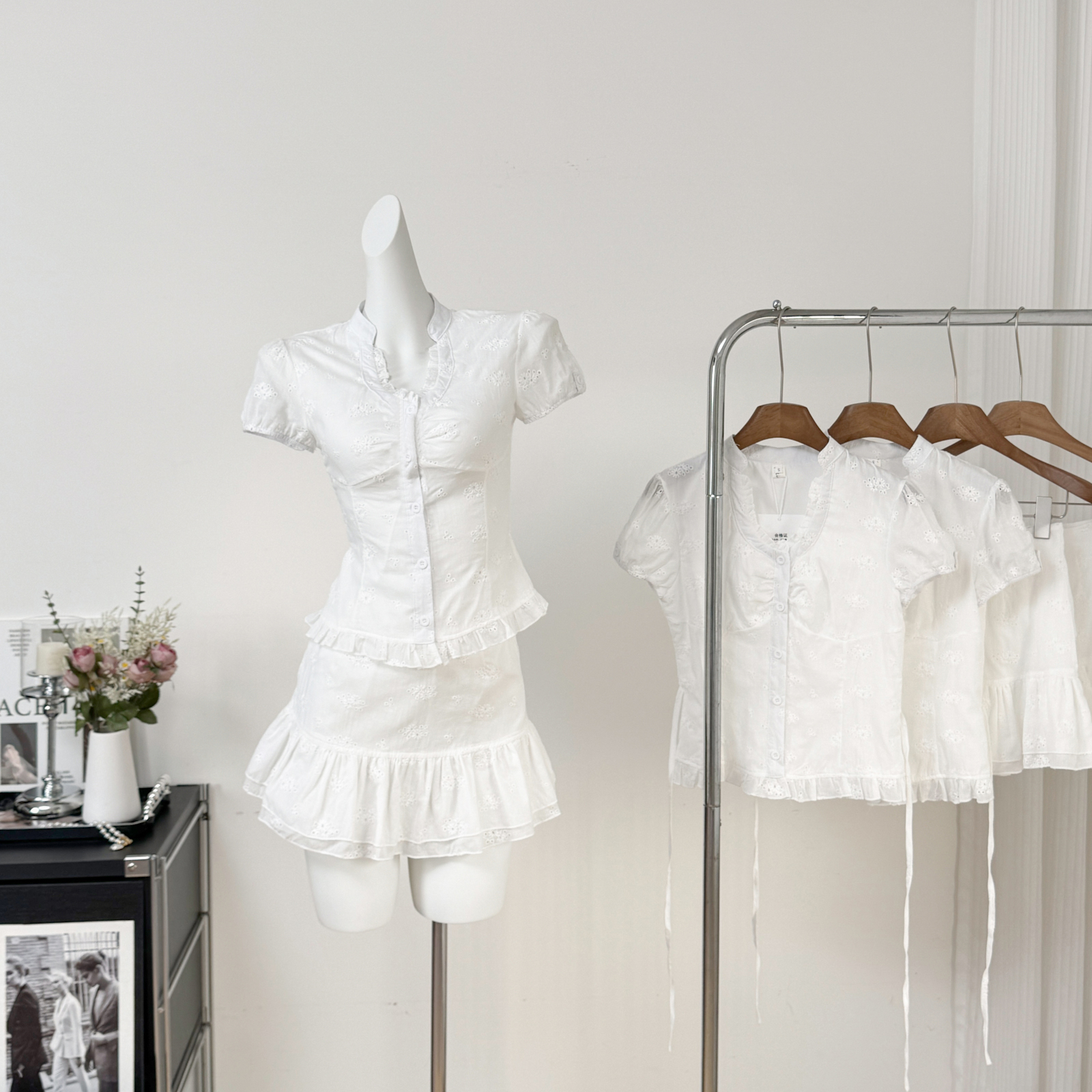 EECA 法式棉蕾镂空提花设计短袖上衣包臀半裙两件套