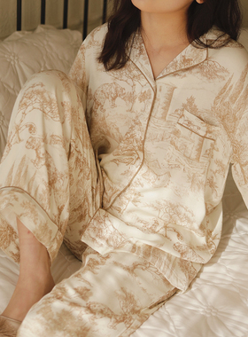 春秋女士新款柔软人棉贡缎睡衣翻领口袋长袖裤森系印花家居服套装
