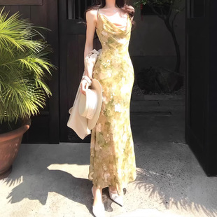 木子李的李新中式雪纺印花连衣裙垂感吊带荡领收腰包臀鱼尾长裙夏