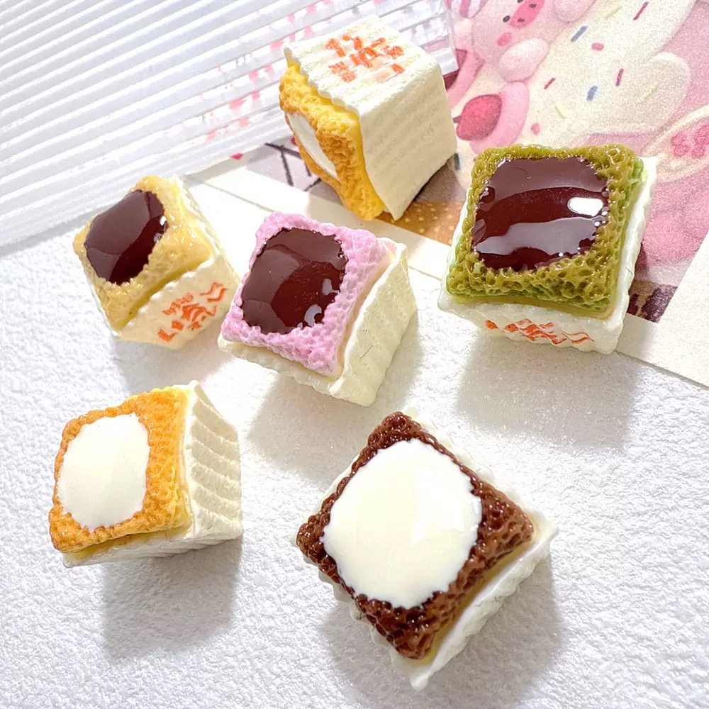 新款卡通可爱立体流心蛋糕糕点奶油胶diy手工配饰树脂配件饰品,饰品/流行首饰/时尚饰品新,其他DIY饰品配件,淘宝优惠券,粉丝福利购,淘宝优惠卷