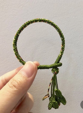 五行补木手链 军绿色 五色线 纽扣结 凤尾结