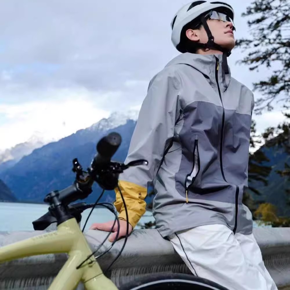 情侣男女同款户外登山徒步防风防水冲锋衣男夹克 | 都叫我老盖