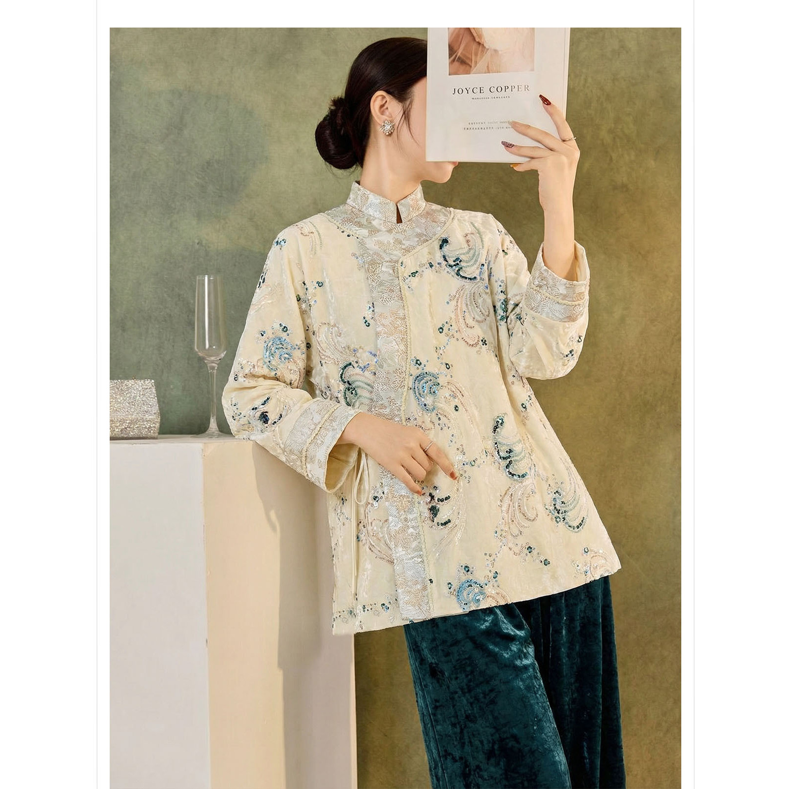 2026春装新款 轻奢新中式时尚亮片刺绣立领改良唐装汉服外套上衣