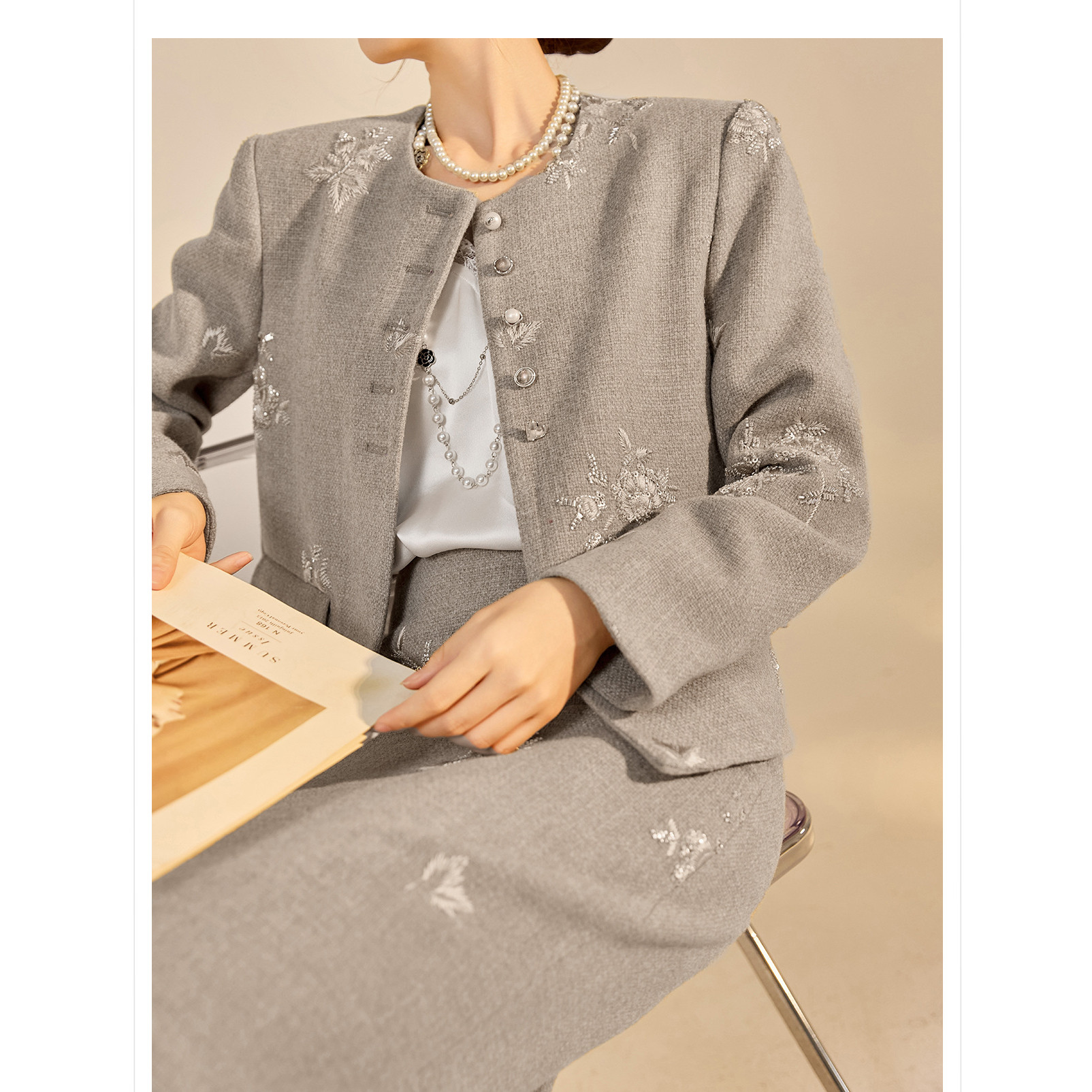 2026春装新款 轻奢新中式复古钉珠刺绣灰色小外套半身裙套装女装