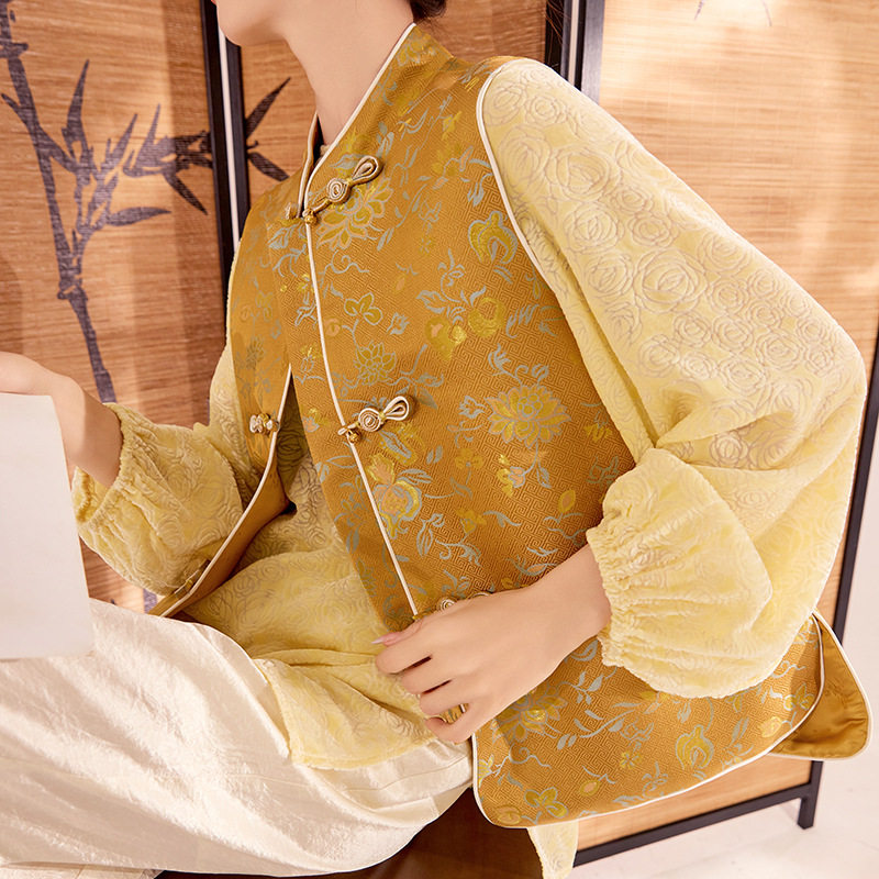 2025秋装新款轻奢新中式国风提花鎏金100%桑蚕丝改良唐装马夹马甲