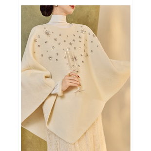 2025冬装新款 轻奢新中式时尚钉珠羊毛斗篷大衣 千金风毛呢外套