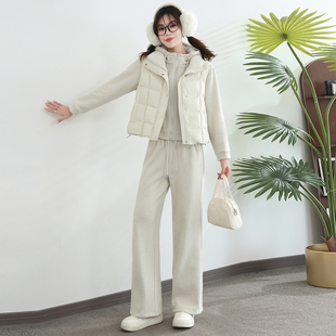 今年冬季时尚新款小仙女运动加绒套装棉马甲+外套+加绒裤子三件套