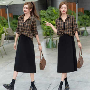 小香风格子衬衣+吊带裙两件套2024早秋黑色裙子搭配外套套装新款