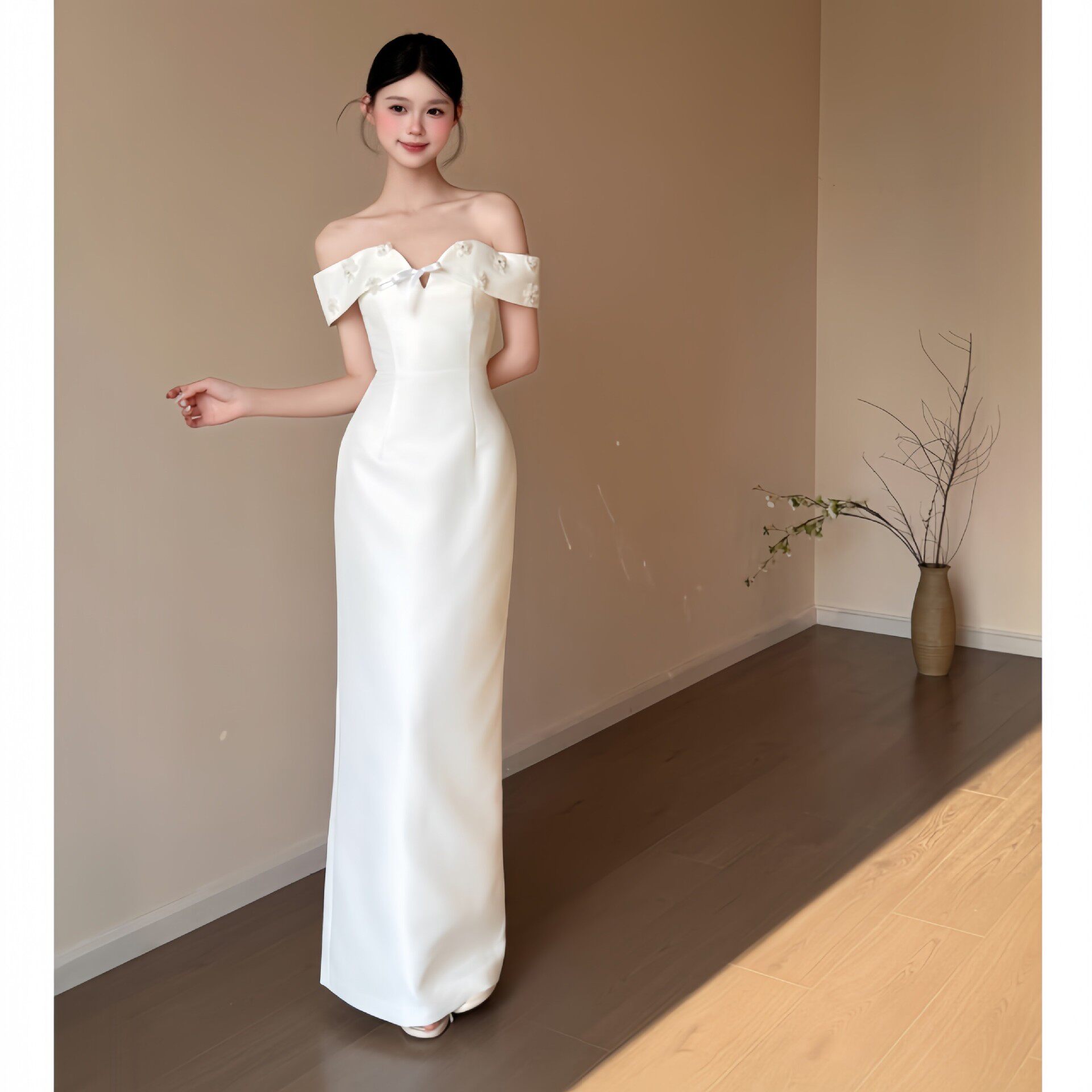 2026新款明星款高级感一字肩钉珠镶钻中长款开叉小礼服连衣裙婚纱