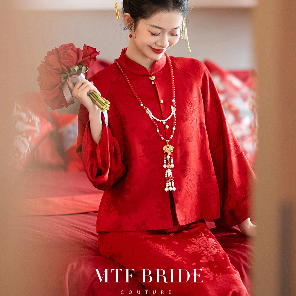 新中式结婚晨袍女新娘2026款敬酒服红色晨拍订婚礼服裙套装回门