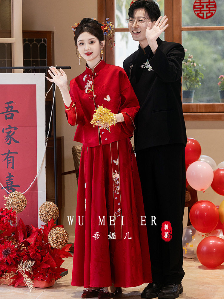 新中式结婚晨袍女新娘2025款敬酒服红色晨拍订婚礼服裙套装