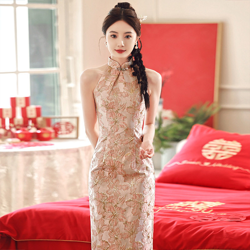 2025新款敬酒服新娘高级感粉红色新中式旗袍晨袍订婚礼服连衣裙春