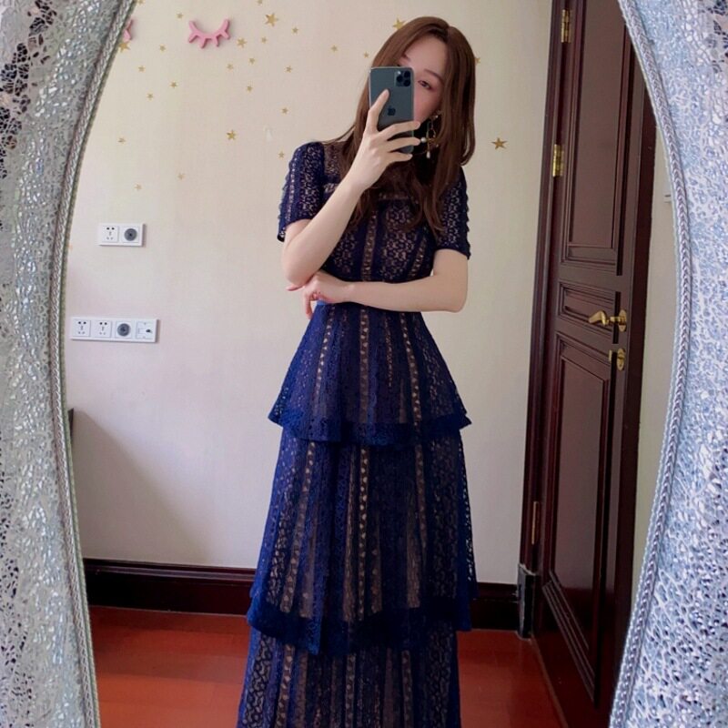 2026新款夏装蛋糕长裙子女英伦风精致蕾丝藏蓝色短袖连衣裙晚礼服