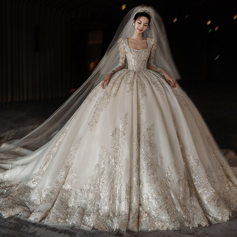 长袖主婚纱2025新款新娘2022大拖尾法式重工高级小个子宫廷风缎面