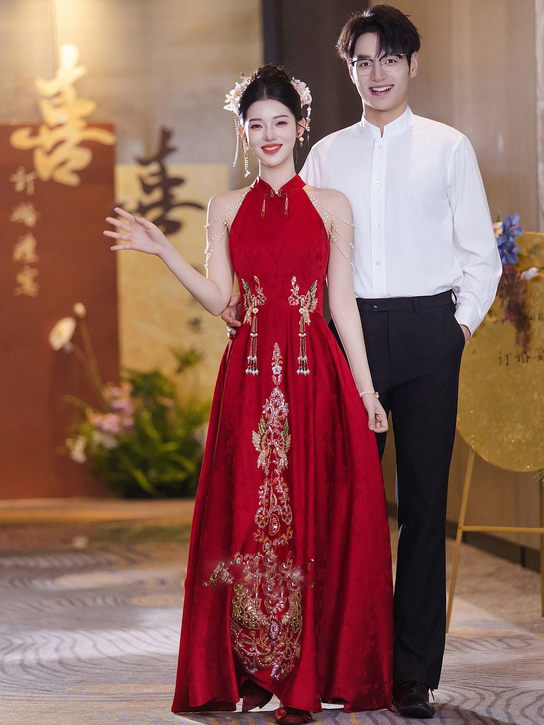 新中式挂脖旗袍敬酒服新娘2025新款订婚结婚礼服女高级感晨袍回门
