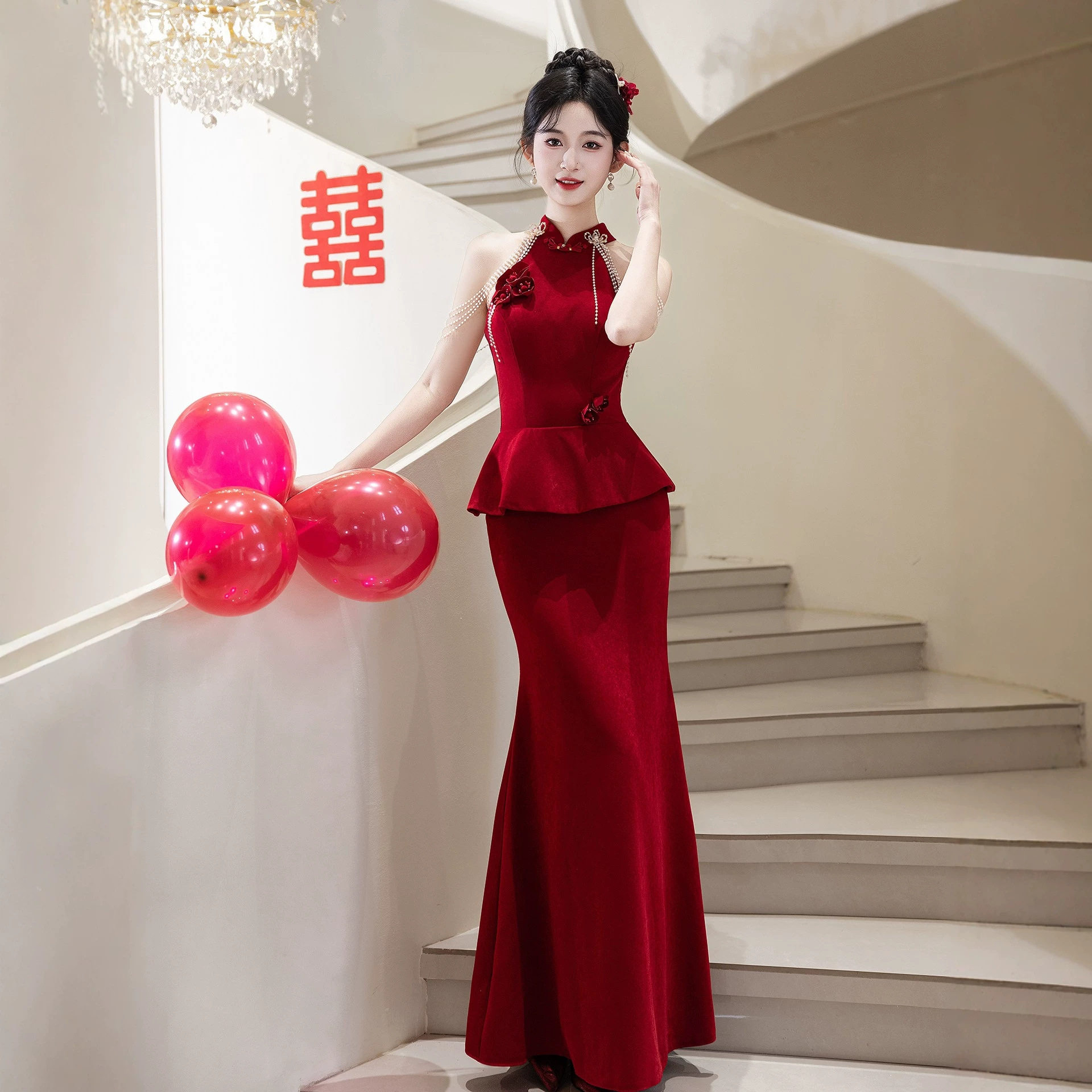 红色旗袍敬酒服新娘晨袍女夏季新中式订婚礼服性感挂脖珠链鱼尾裙