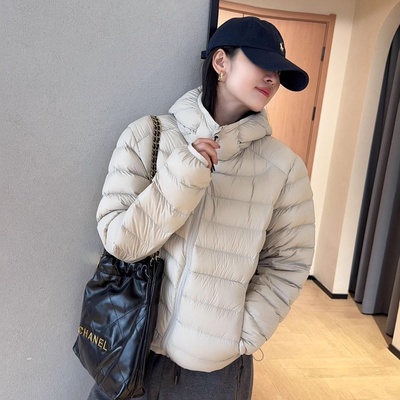 WTH高充绒量95白鸭绒羽绒服时尚休闲三防韩版连帽排骨款羽绒外套