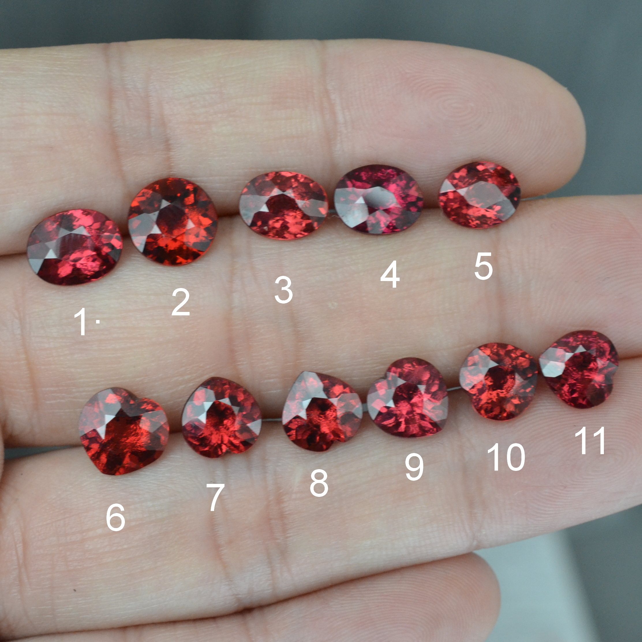 天然铁镁铝石榴石裸石红宝石级戒面艳红色满火无瑕2-3克拉包邮