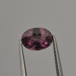 包邮 天然无烧紫红色蓝宝石裸石5.6 7.7毫米1.28克拉净度好满火彩