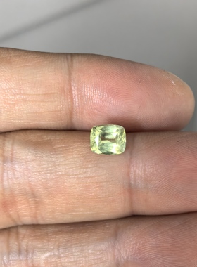 天然枕方形金绿宝石裸石戒面1.665克拉净度好满火彩6.1*7.2送证书