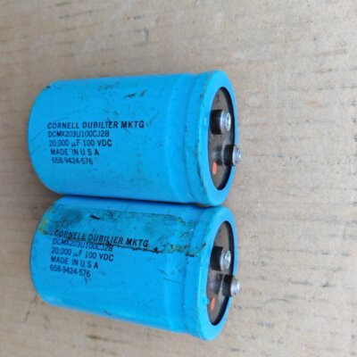 美国大D CORNELL DUBILIER DCMX系列 100V 20000UF 螺丝脚电容