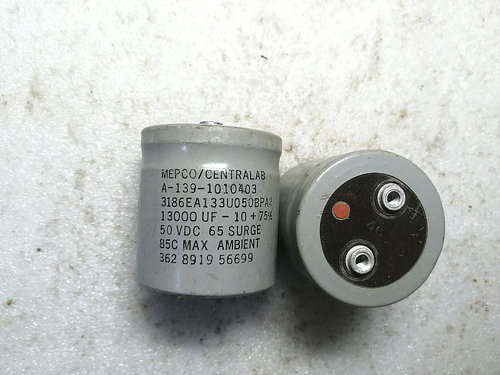 拆机 美国灰皮麦景图MEPCO 50v 13000uf 螺丝脚电容