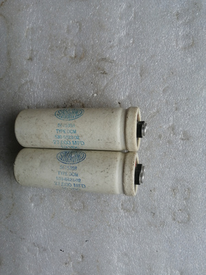 拆机 美国山猫 山姆 SANGAMO 10v 27000uf 螺丝脚电容