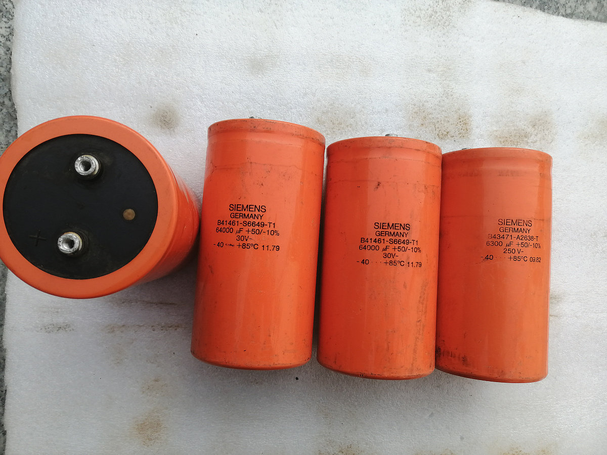 德国原产西门子 SIEMENS 橙色 古董级 30v 64000uf 螺丝脚电容