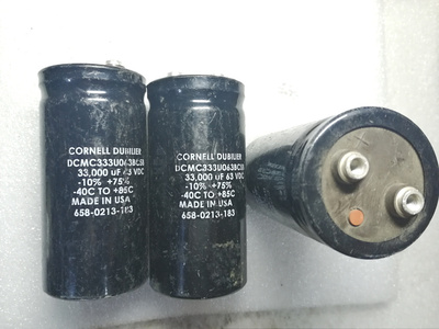 美国大D CORNELL DUBILIER 63v 33000uf 螺丝脚电容