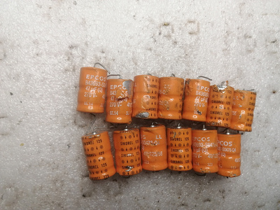 西门子EPCOS SIKOREL系列Q级 橙色长寿命 270v 47uf 轴向发烧电容