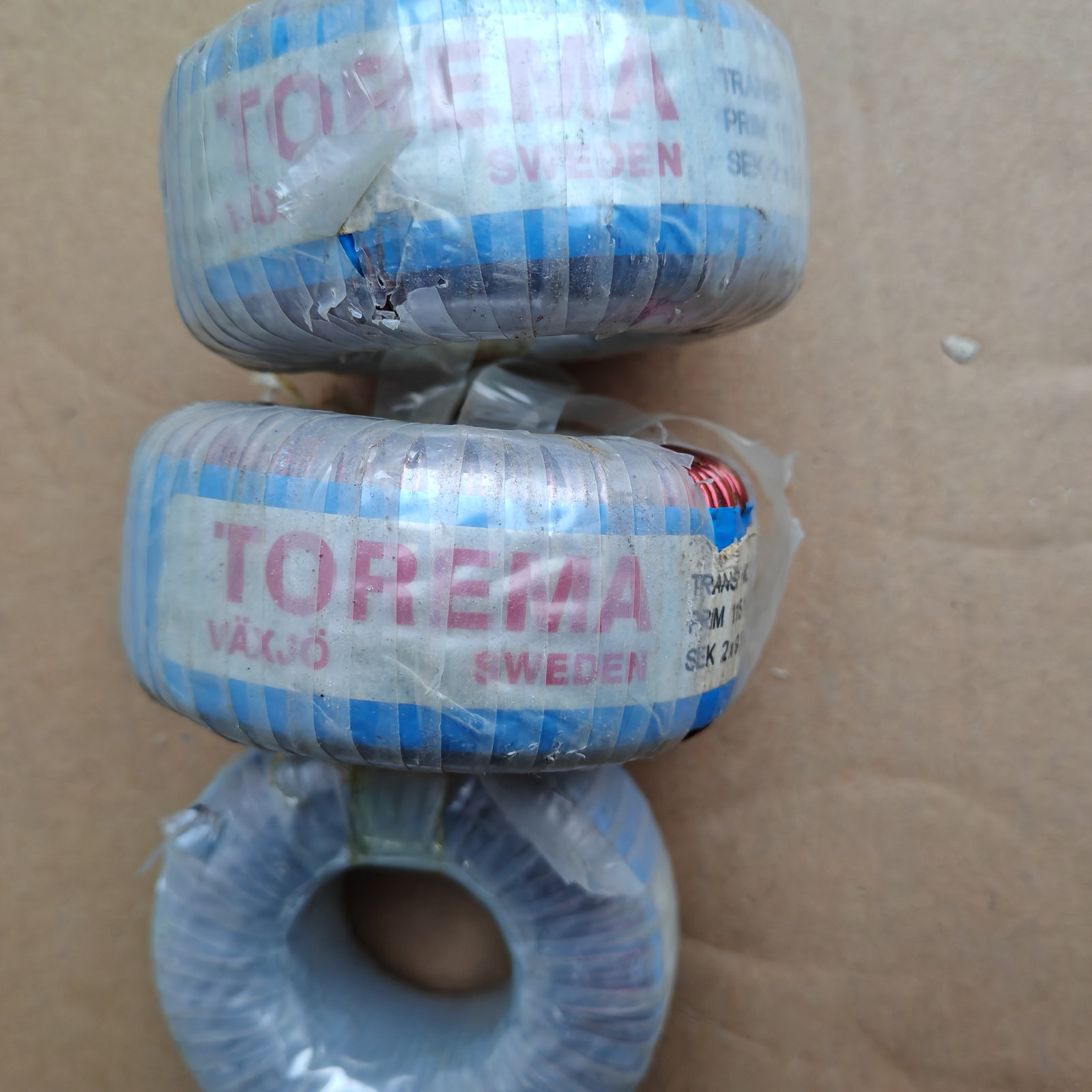 不能在220V使用 瑞典进口环形变压器 功率120W 输入115V 输出双9V