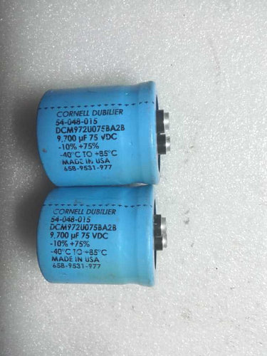 拆机美国大D CORNELL DUBILIER 75V 9700UF 螺丝脚发烧滤波电容